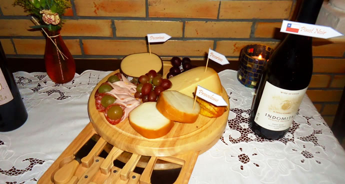 queijos e vinhos noite de queijos e vinhos harmonizacao faca de queijo como cortar o queijo decoracao tipos de queijo